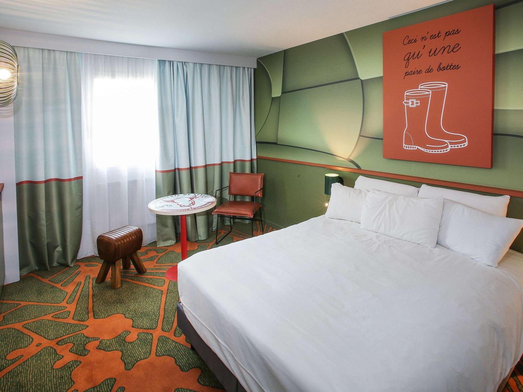 Ibis Styles Lisieux Normandie Eksteriør billede