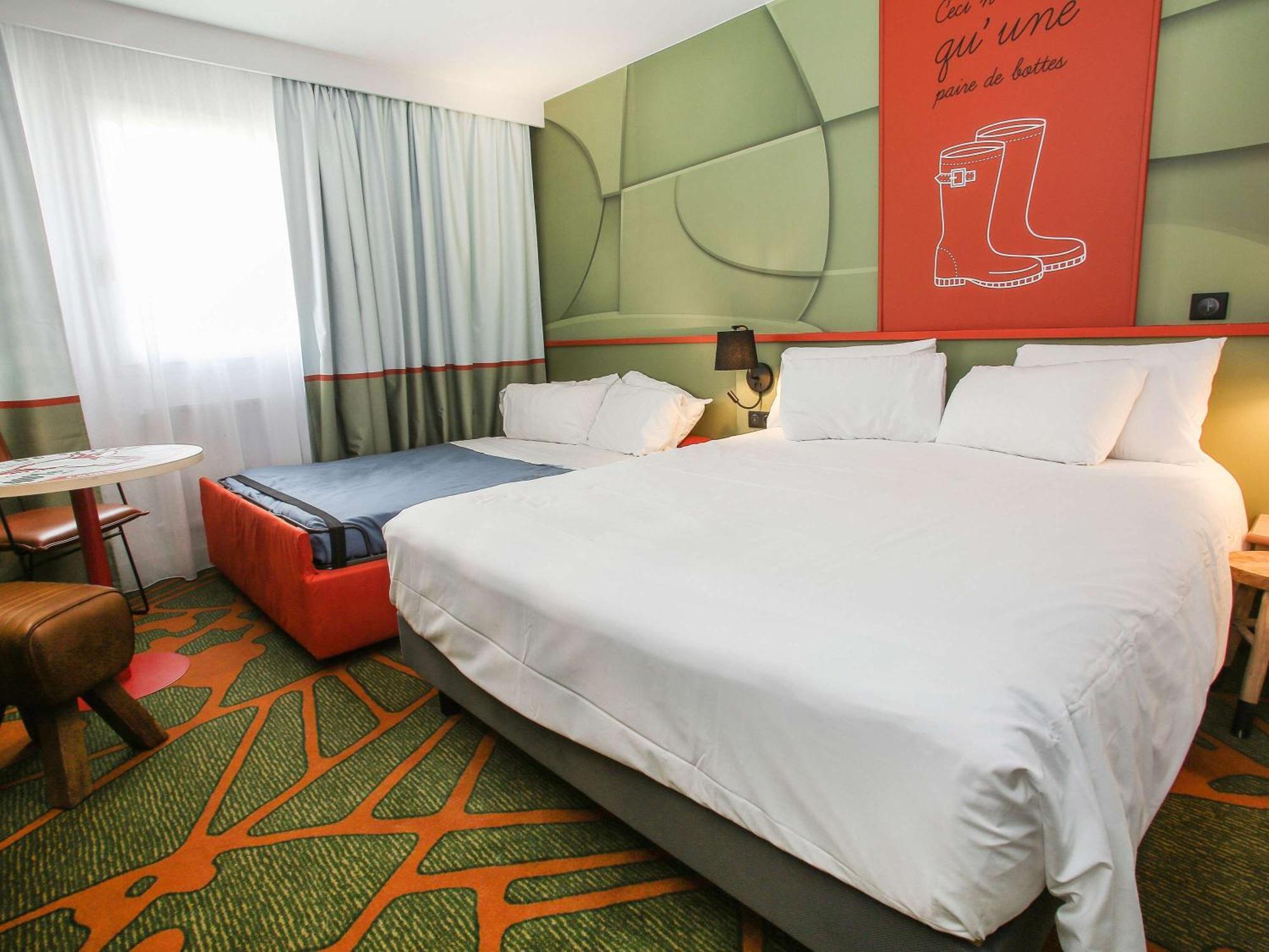 Ibis Styles Lisieux Normandie Eksteriør billede