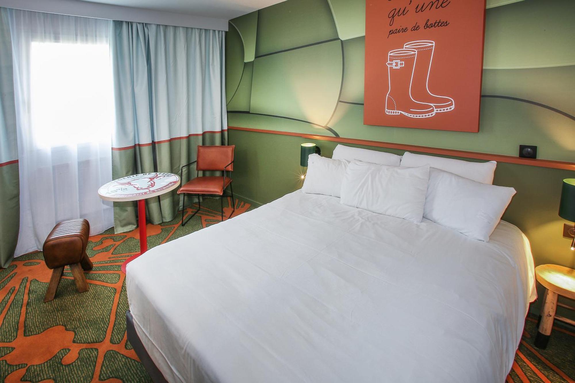 Ibis Styles Lisieux Normandie Eksteriør billede