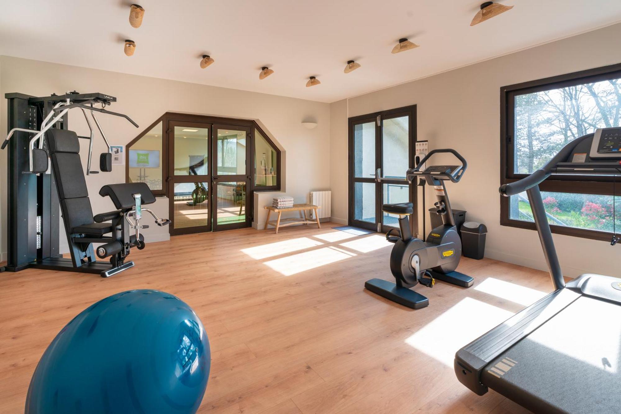 Ibis Styles Lisieux Normandie Eksteriør billede