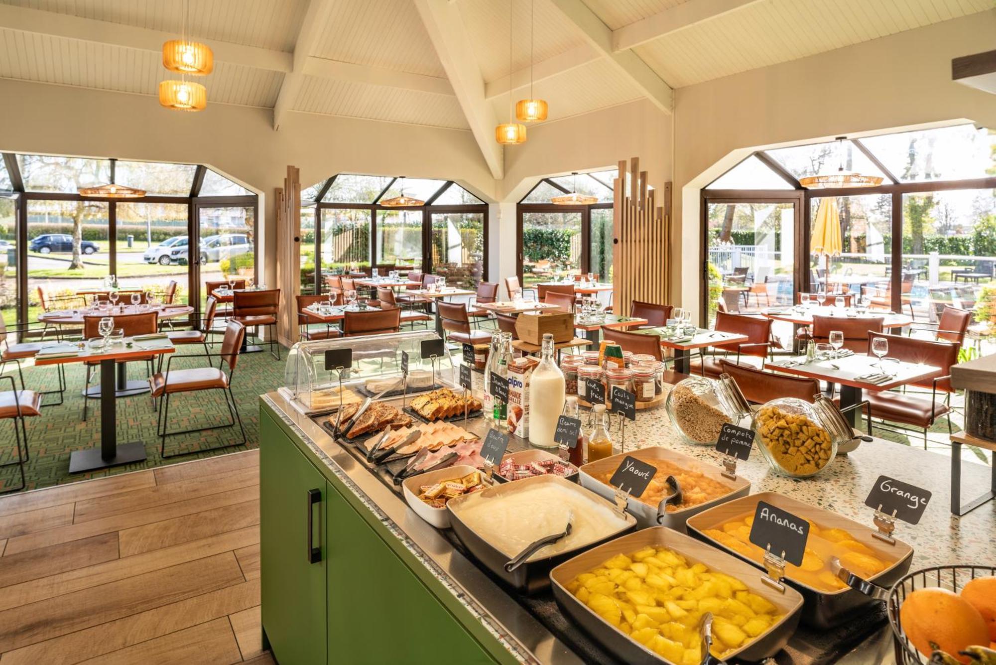 Ibis Styles Lisieux Normandie Eksteriør billede